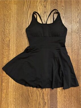 Women's Black Sleeveless Skater Mini Dress